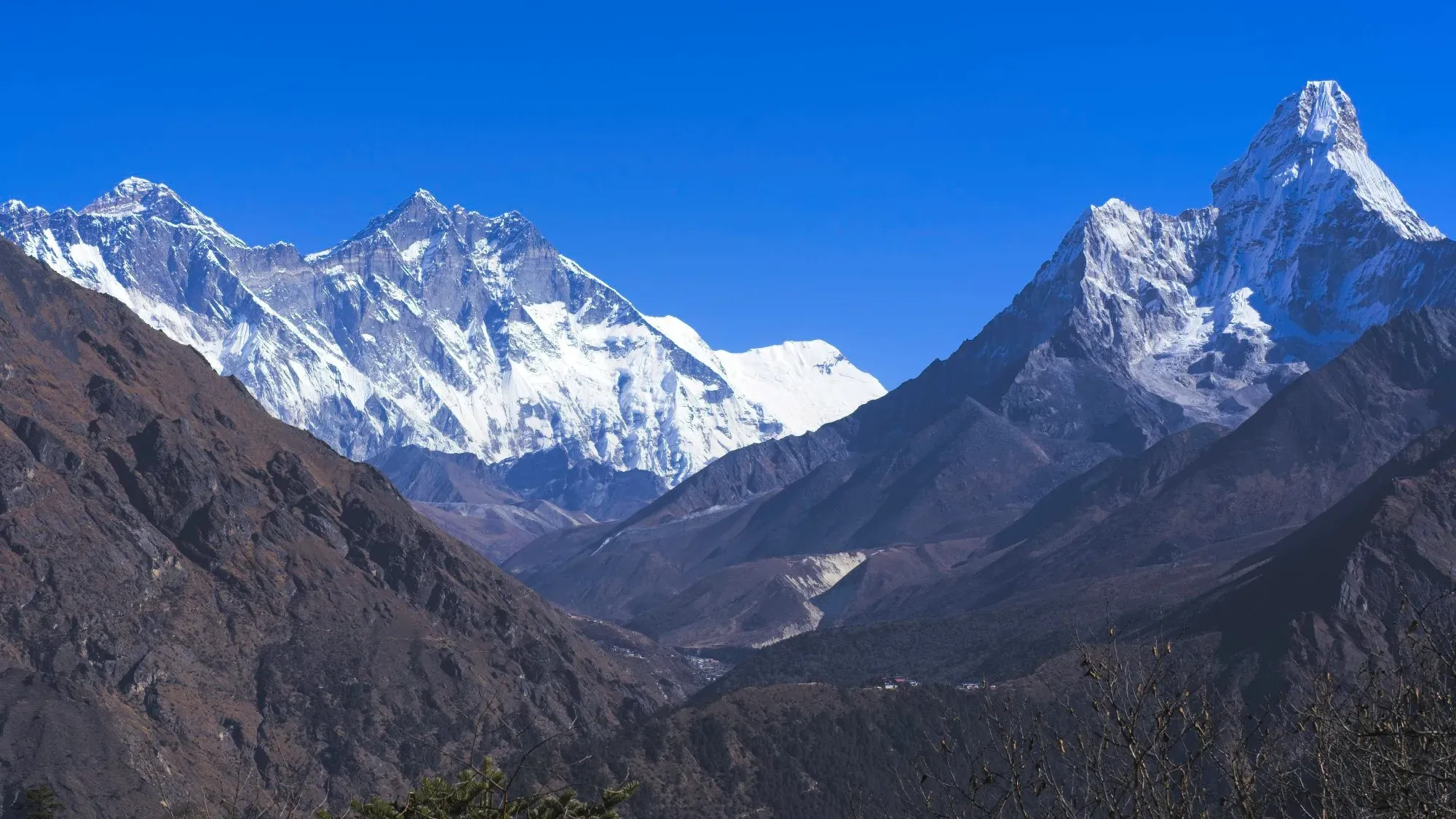 Lhotse, Mount Everest, and Ama Dablam's peaks