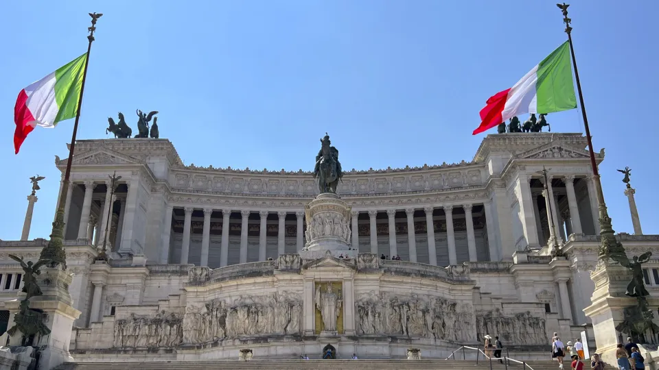 Altar of the Fatherland in R