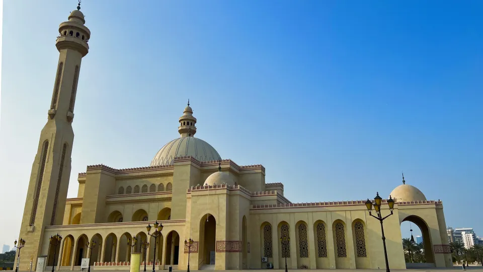 Outside of the Al-Fateh Mosque with its arches and domes
